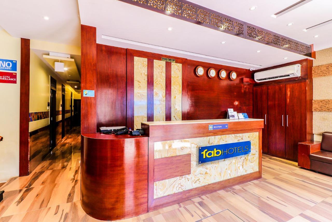 Fabexpress Adlon Andheri East Mumbai  Buitenkant foto